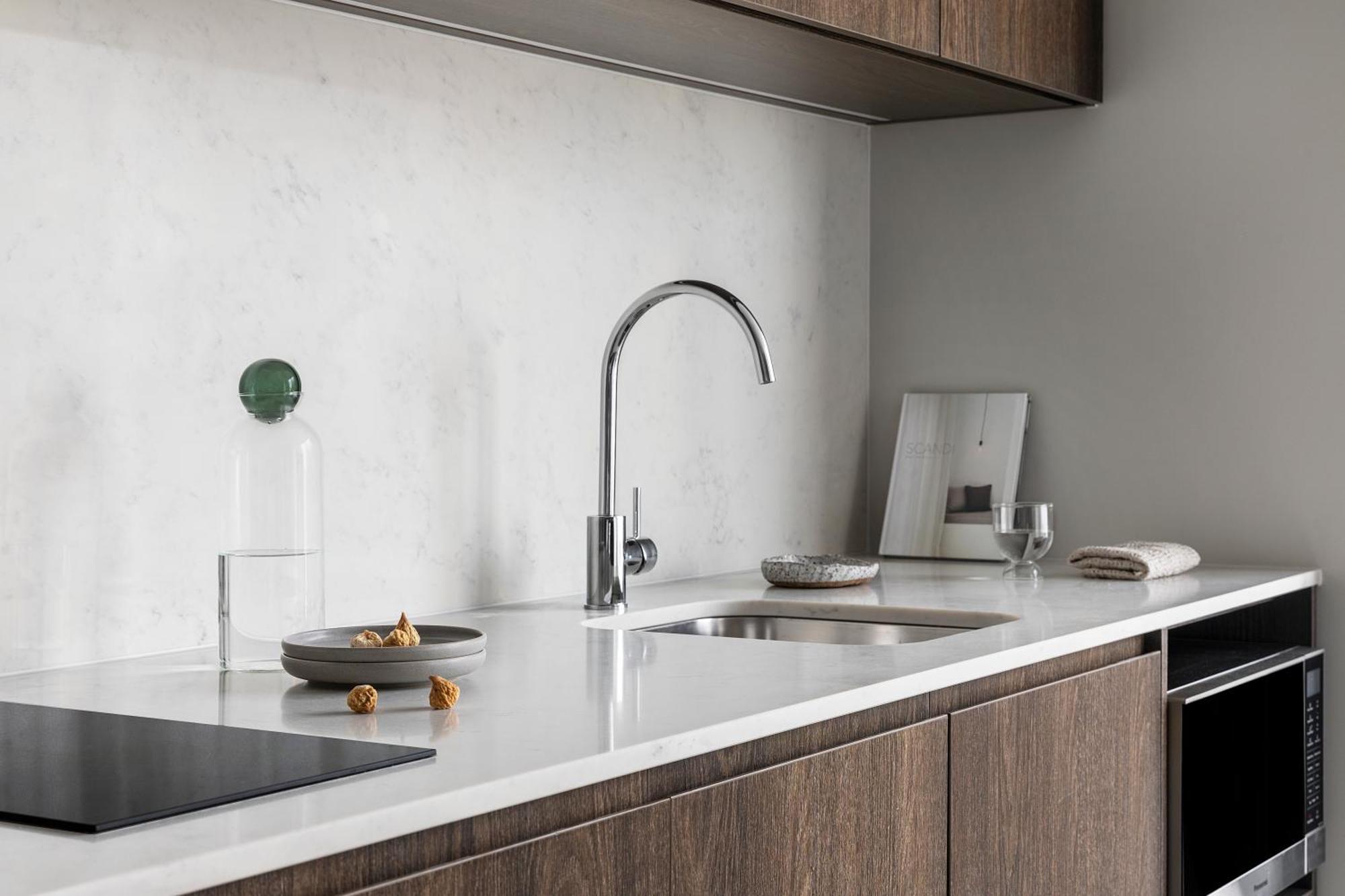 Aparthotel Oakwood Premier Melbourne Exteriér fotografie A kitchen faucet
